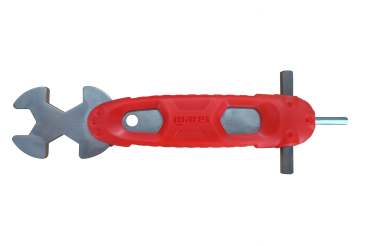 Compact Multi Tool Pro for quick pre-dive fixes. Two versions (Tech/Pro), nickel-plated stainless steel, wrenches & hex keys, featuring the exclusive SSI PRO design.