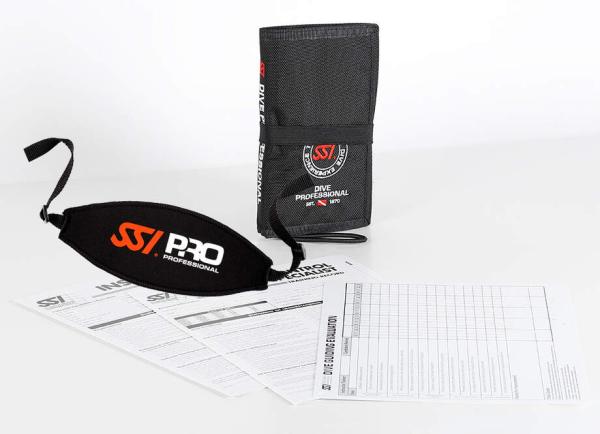 PACK SCUBA INSTRUCTOR